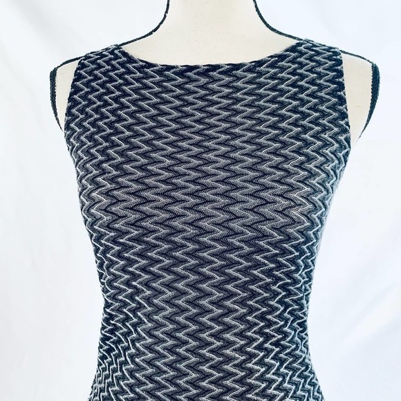 TASTY Sheer Chevron Blouse - Picture 3 of 9